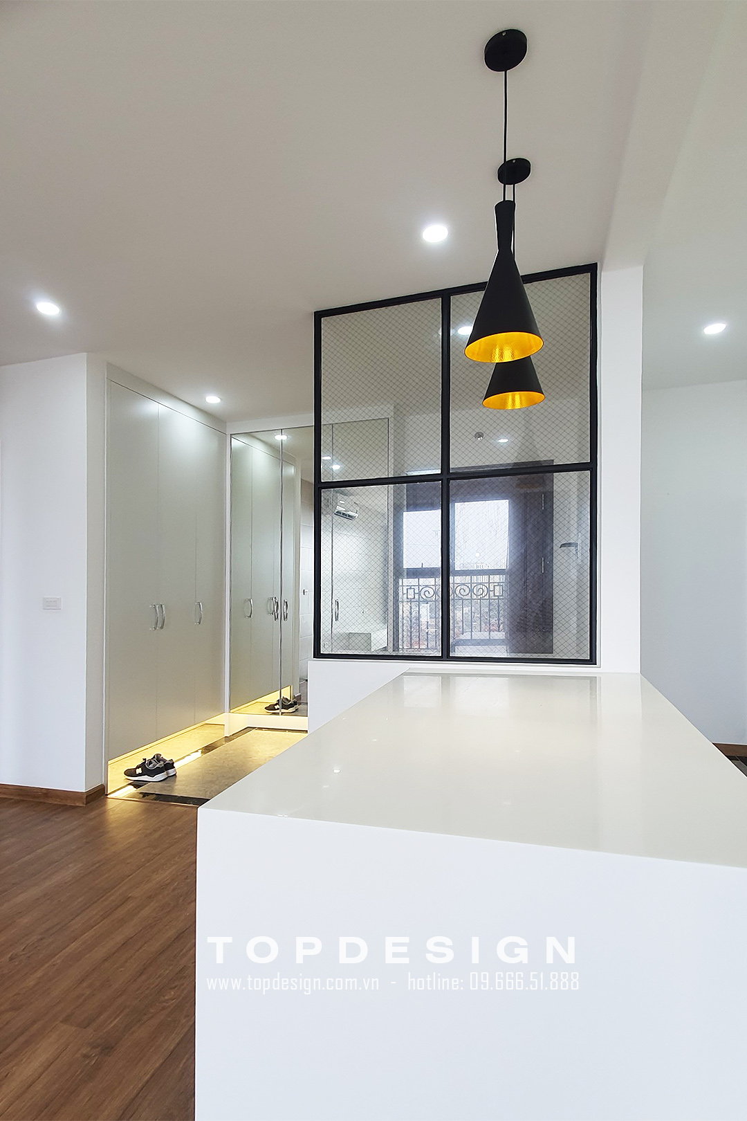 TOP_Interior design and build_The Emerald 1706_09