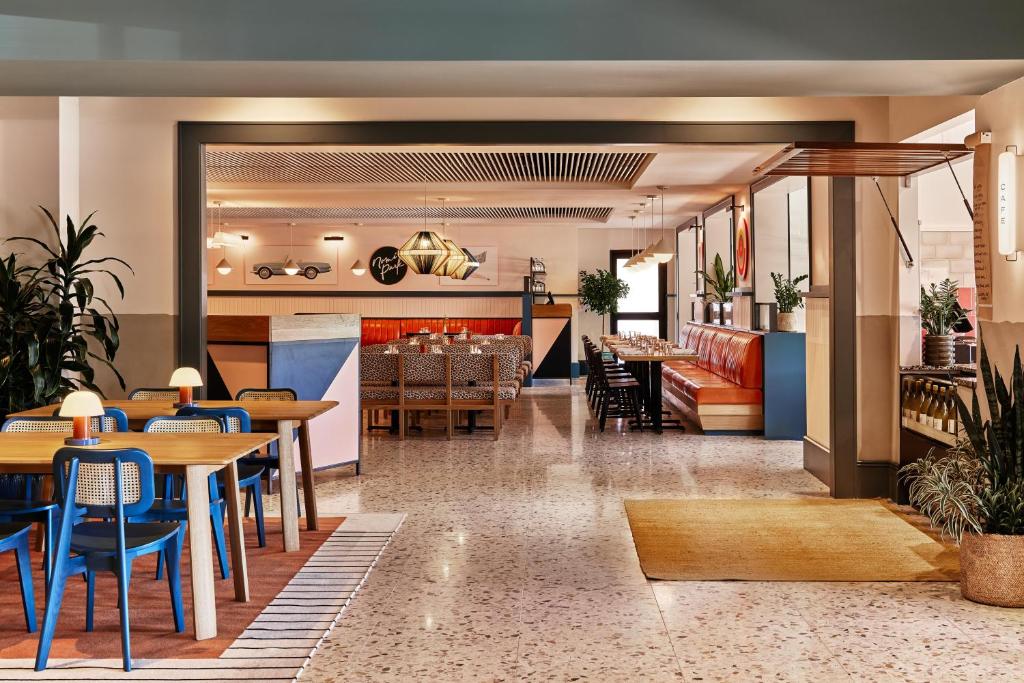 Phong cách nội thất RETRO cho bar - nhà hàng - khách sạn