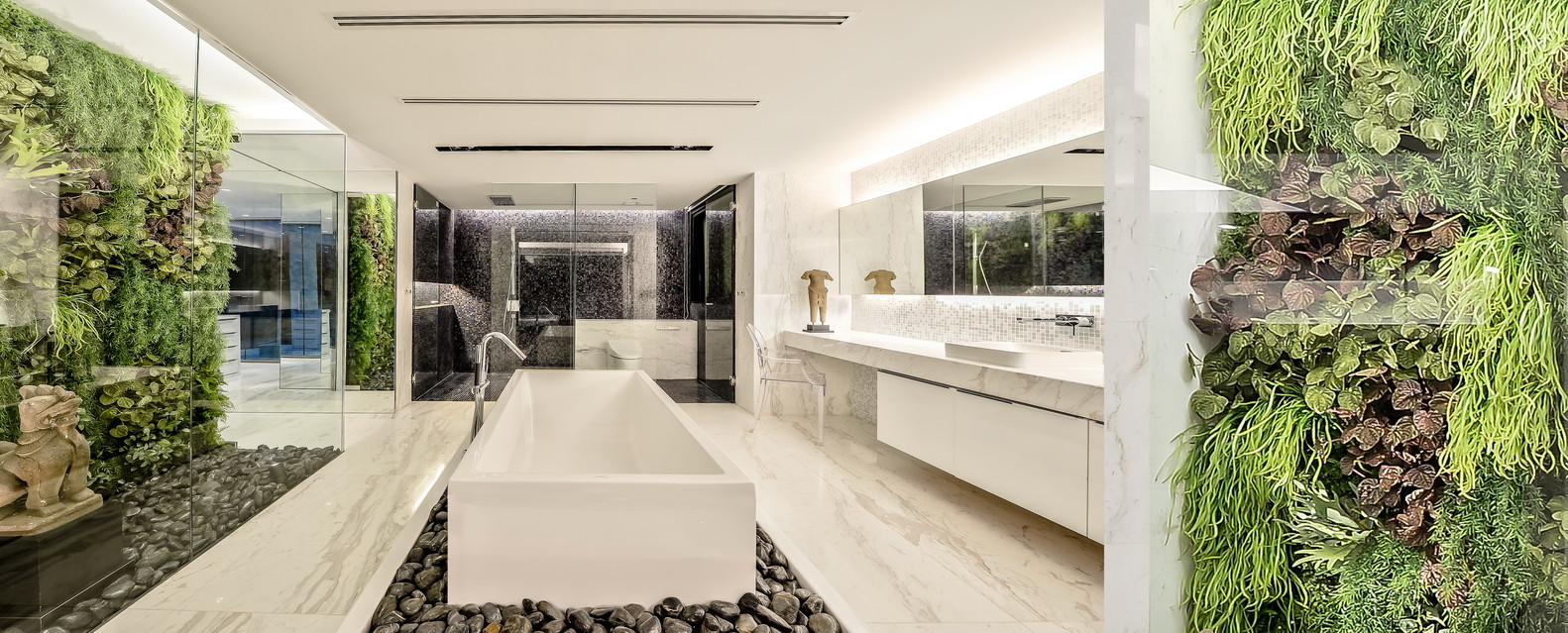 TOPDESIGN_Penthouse_Pano_12_L2_Master_Bathroom1a