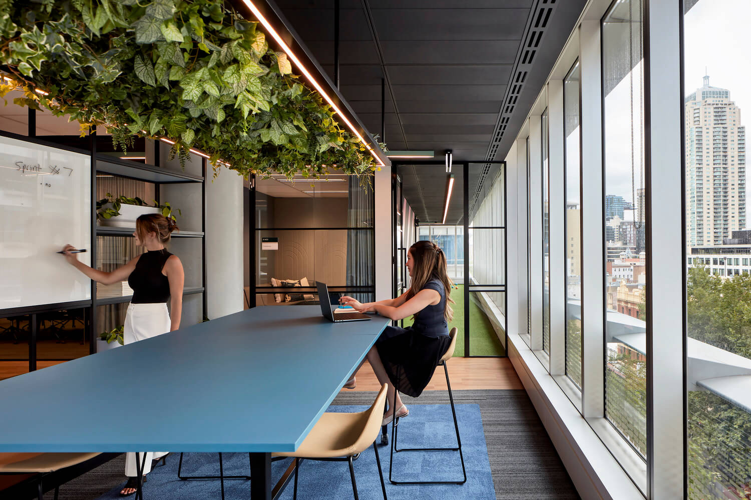 mẫu phòng làm việc nhân viên