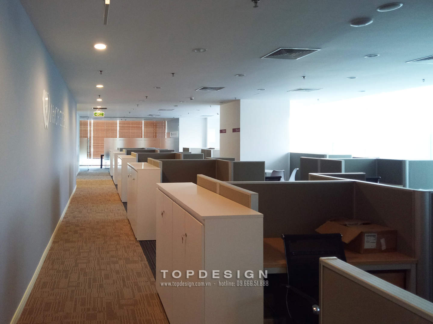 thiết kế thi công nội thất văn phòng công ty mỹ phẩm - TOPDESIGN